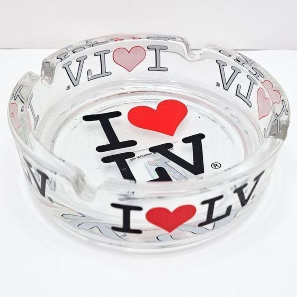 I Love LV Ashtray Glass Round Las Vegas Souvenir Collectible Home Decor Gift VTG